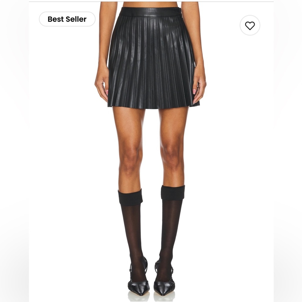 Steve Madden ISHA Skirt